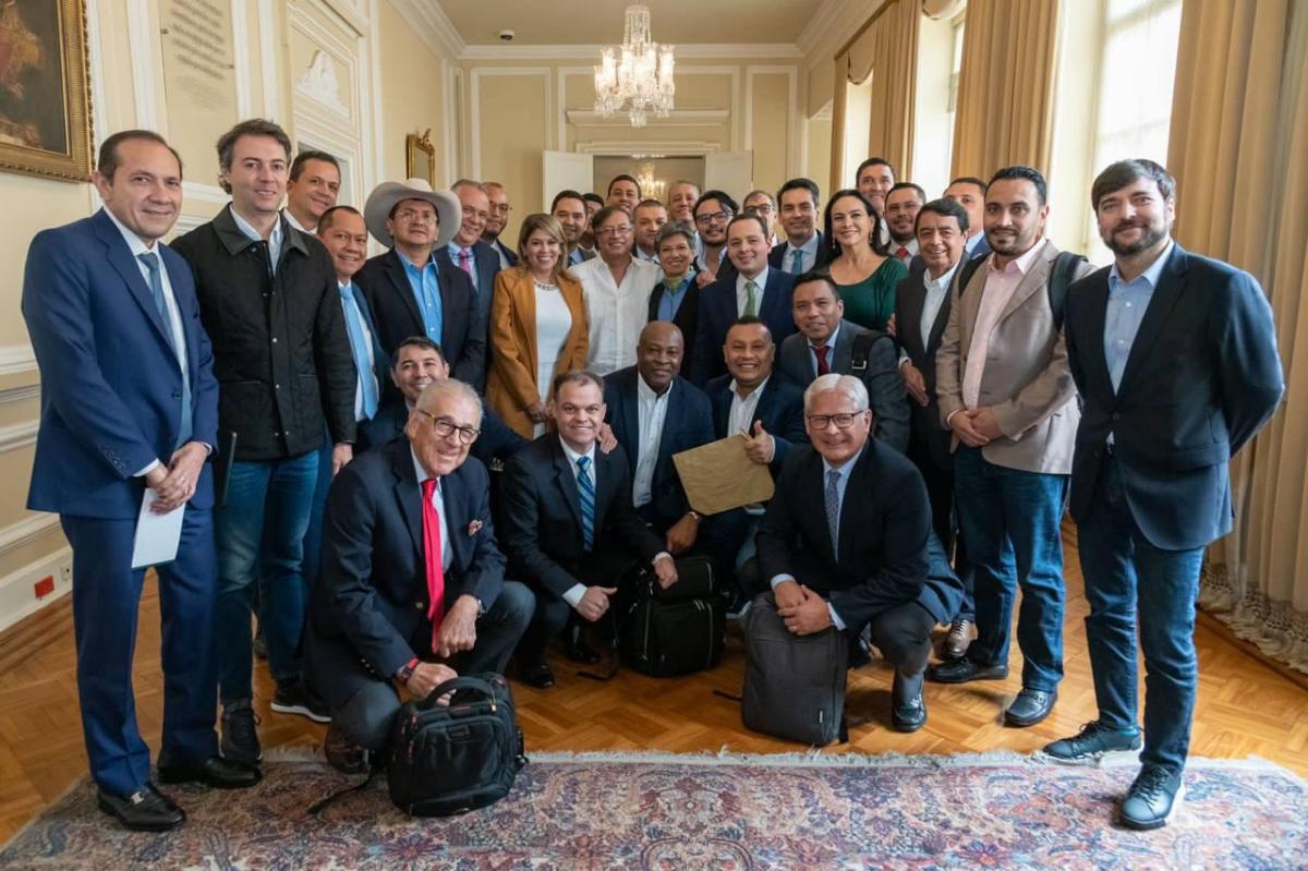 Reunión en la casa de Nariño entre el gobierno Nacional, el gobierno Distrital y Asocapitales