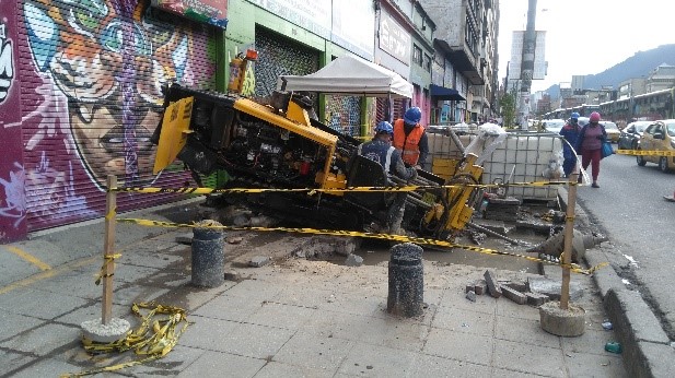 Perforación dirigida, Av. Caracas calle 32