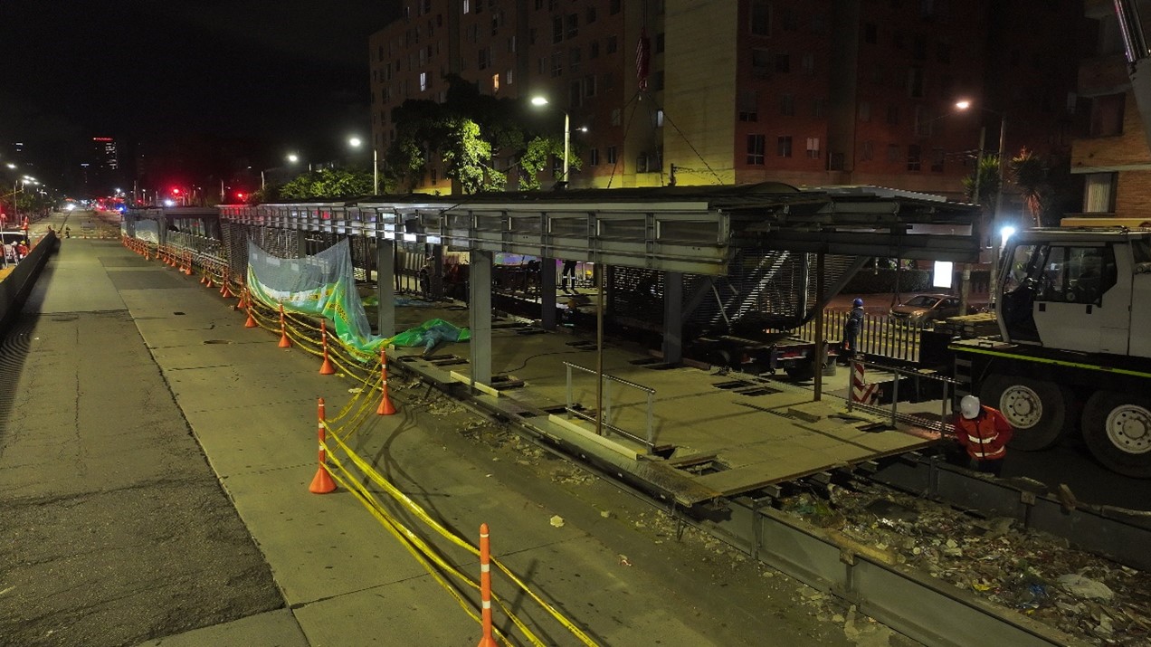 Ejemplo de desmonte y desmantelamiento de la estación de TransMilenio 