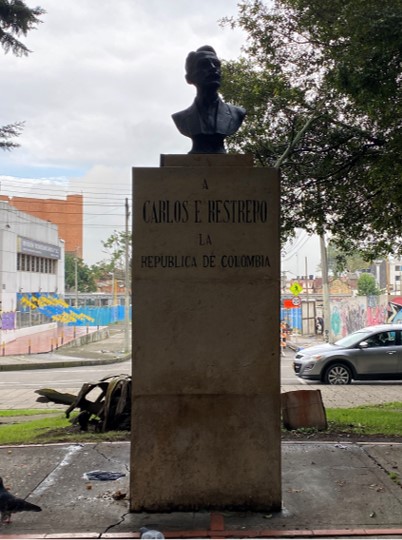 Monumento a Carlos E. Restrepo